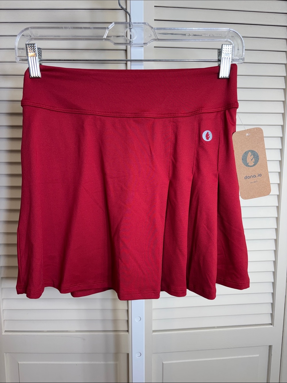 NWT dona jo Red Tennis Skort with Pleats Small